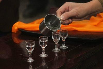 原漿酒 新酒初成，并非佳飲